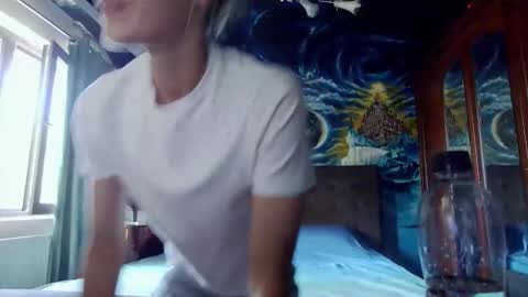 Snapshot of blonde4pasion chatting on September 23, 11:15 am blonde4pasion online show from September 23, 11:15 am