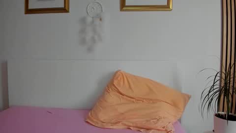 Nicole online show from September 9, 3:56 pm