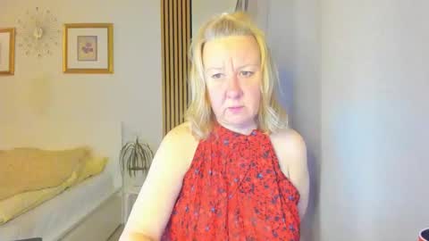 Nicole online show from March 10, 7:18 pm