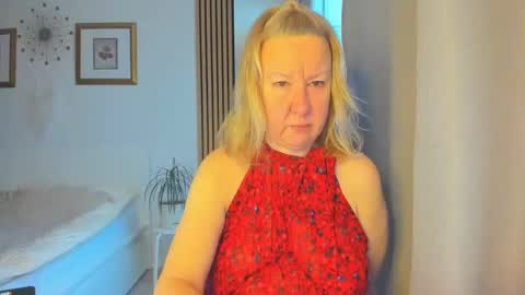 Nicole online show from March 11, 5:02 am