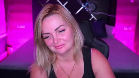 Blonde online show from October 2, 6:56 am