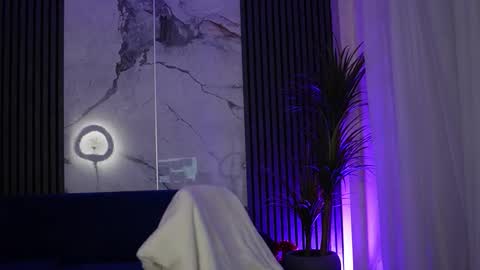 blondie_muller online show from March 3, 9:00 pm