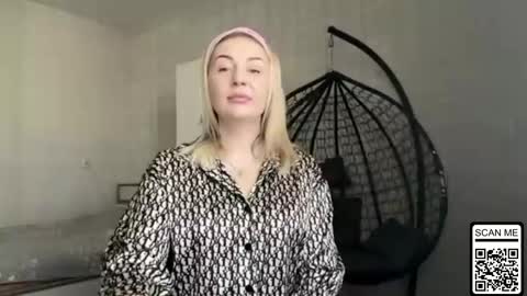 blondie_xoxoxo online show from May 5, 6:52 am