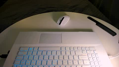 Mia online show from December 26, 7:05 pm