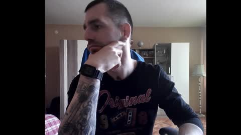 Runaway online show from February 3, 2:54 pm