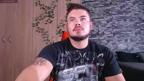 blueeyeboy0 online show from March 30, 12:05 pm