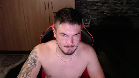 blueeyeboy0 online show from February 10, 10:30 pm