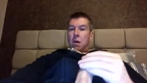 Snapshot of blueeyesteele chatting on October 15, 7:26 pm blueeyesteele online show from October 15, 7:26 pm