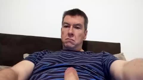 Snapshot of blueeyesteele chatting on October 28, 10:22 pm blueeyesteele online show from October 28, 10:22 pm