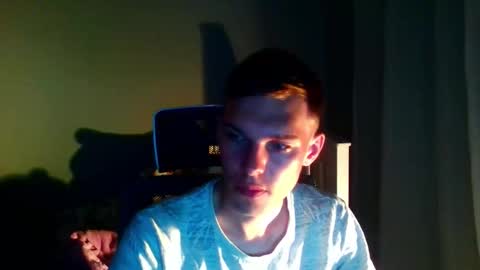 bluegaze6227724 online show from December 18, 10:32 am