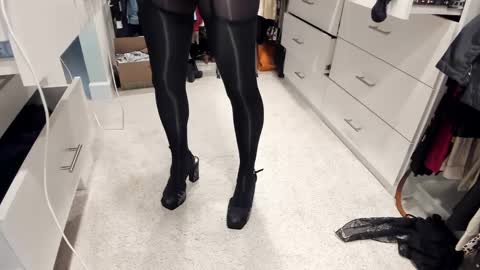 Blue Kenyi online show from January 31, 10:21 pm