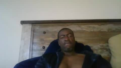 bluuthunder1914 online show from December 20, 2:02 pm