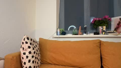 Boca Linda online show from April 30, 8:25 pm