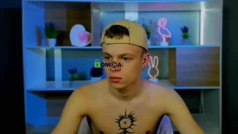 bodi_jon online show from April 3, 4:52 am