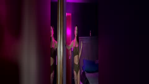 milf online show from June 27, 4:18 am