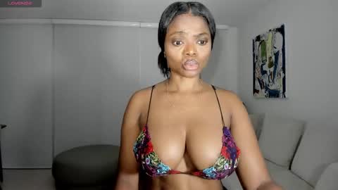 danna online show from March 17, 9:47 am