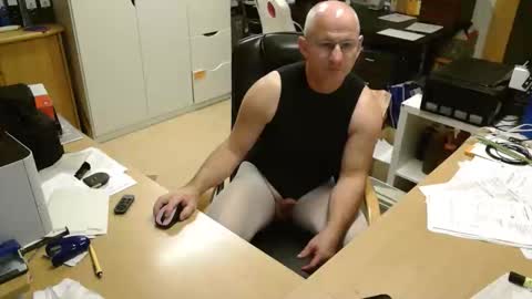 Snapshot of bodymen1 chatting on September 29, 10:42 pm bodymen1 online show from September 29, 10:42 pm