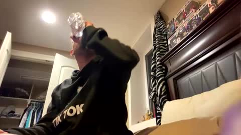 Sailorartemis online show from October 14, 1:19 am