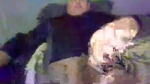 emilio online show from December 14, 8:42 am