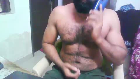 Snapshot of boldinddude chatting on March 10, 11:12 am Chris B online show from March 10, 11:12 am