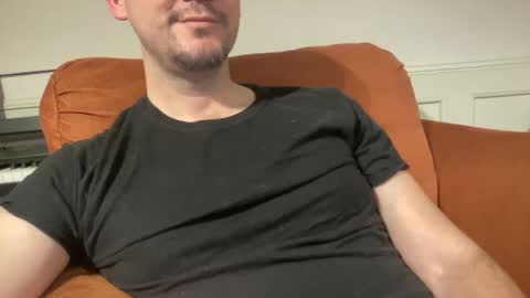 Snapshot of boludopeludo chatting on February 1, 4:24 am edilsonrd online show from February 1, 4:24 am