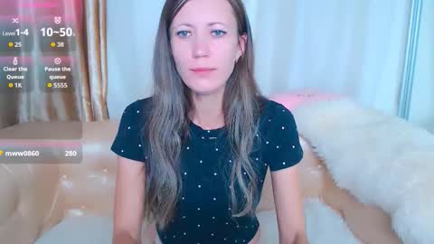 Mia online show from October 10, 2:06 am