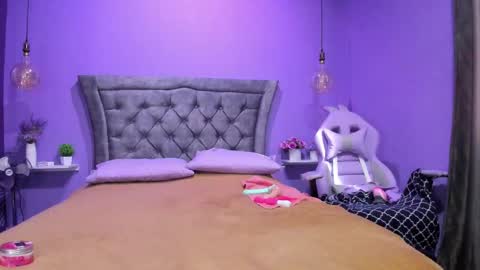Snapshot of bombalatina_tb chatting on October 3, 1:30 pm BOMBA LATINA online show from October 3, 1:30 pm