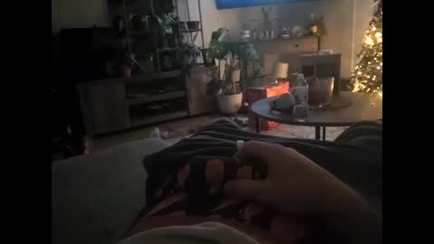 bombinshaman online show from December 6, 6:42 am