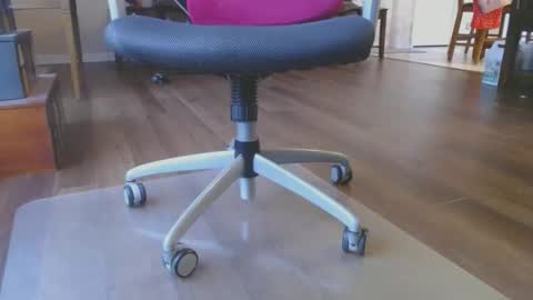 FRECKLES online show from April 7, 2:30 pm