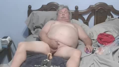 Snapshot of boner1961 chatting on September 27, 12:47 pm boner1961 online show from September 27, 12:47 pm