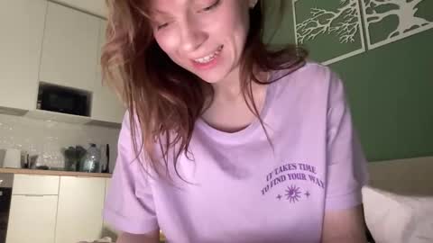 Snapshot of bonjourlabelle chatting on September 30, 7:02 pm Mary 3 live time content 18 online show from September 30, 7:02 pm