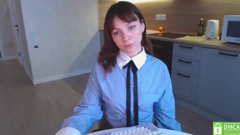Snapshot of bonjourlabelle chatting on February 24, 12:05 pm Mary 3 live time content 18 online show from February 24, 12:05 pm