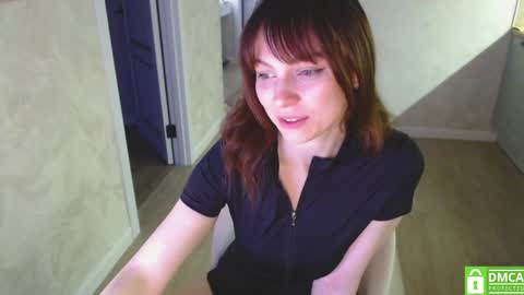 Snapshot of bonjourlabelle chatting on February 24, 3:09 pm Mary 3 live time content 18 online show from February 24, 3:09 pm