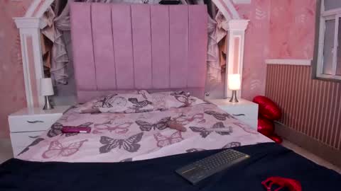 Snapshot of bonnie__milf chatting on February 17, 6:06 pm bonnie online show from February 17, 6:06 pm
