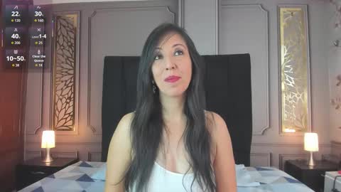 Snapshot of bonnie__milf chatting on October 7, 12:12 pm bonnie online show from October 7, 12:12 pm