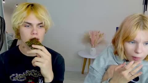 Jessy  Mark online show from September 9, 5:13 pm