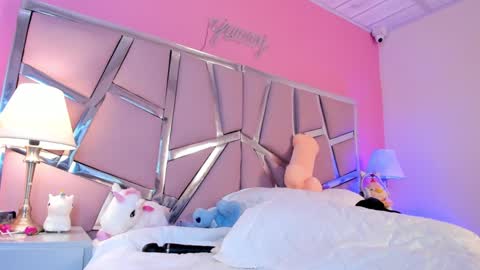 Bonnie  online show from January 28, 7:53 pm