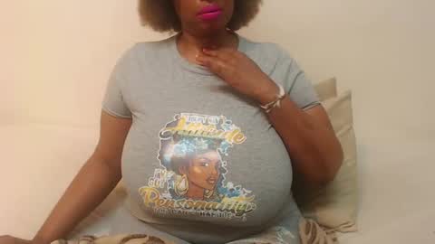 boobyqueen online show from February 18, 9:09 pm