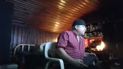 Snapshot of booshy chatting on January 27, 2:53 am Booshwa online show from January 27, 2:53 am
