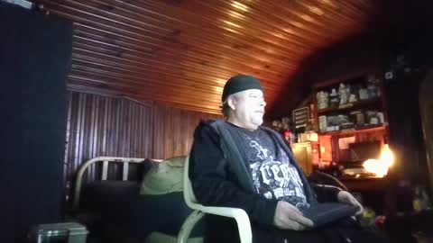 Snapshot of booshy chatting on February 7, 5:20 am Booshwa online show from February 7, 5:20 am