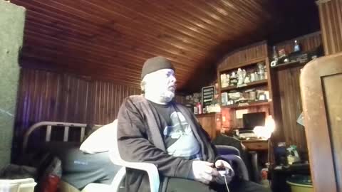 Snapshot of booshy chatting on January 15, 3:50 pm Booshwa online show from January 15, 3:50 pm