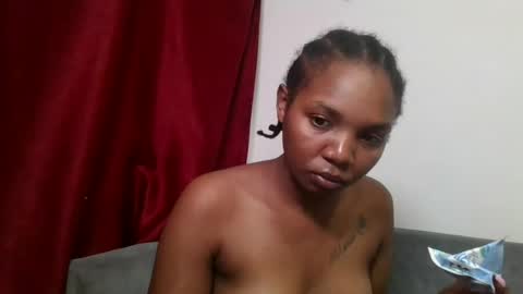 bootie_caramel online show from June 21, 8:15 pm