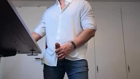 bootyonmyface online show from October 13, 8:05 am