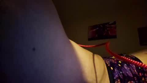 boredfornow20420 online show from June 15, 7:44 am