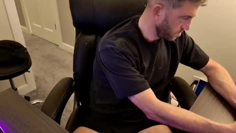 bostonmarine31 online show from January 13, 9:31 pm