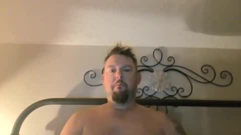 bowtieguy84 online show from October 17, 11:14 am