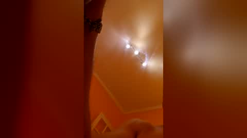 boyaroues online show from June 15, 9:51 pm