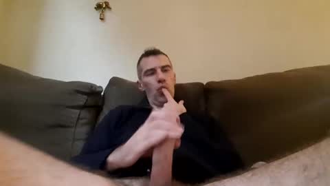 Your slavesexx19 online show from December 19, 10:05 pm