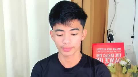 HI IM JAMES DONT FORGET GIVE ME THUMBS UP AND JOIN TO MY FANCLUB online show from December 5, 5:17 am