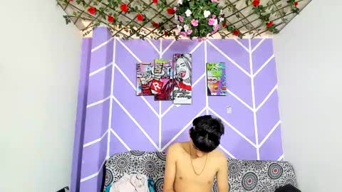 boys4hot_777 online show from March 9, 9:36 pm